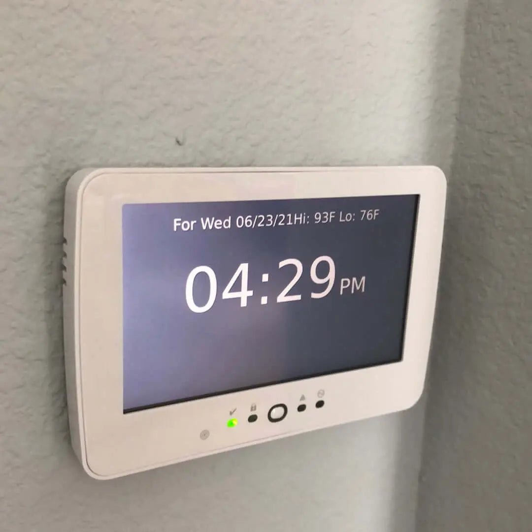 DSC neo HS2 TCHP PowerSeries 7 Inch TouchScreen Keypad - Avenger Security